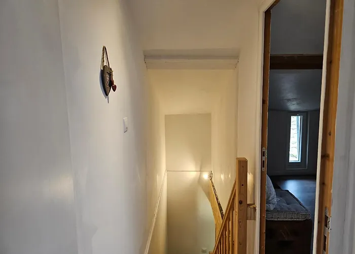 Maison De Village 6 à 8 Personnes